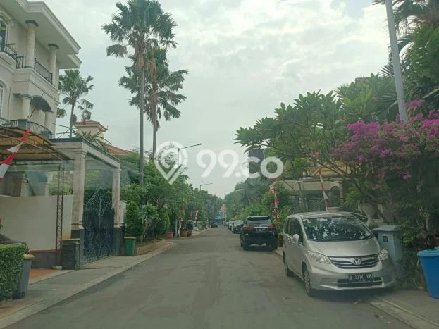 Rumah Eksklusif Siap Huni LT 315m2 di Kelapa Gading, Jakarta Utara Rumah Eksklusif Siap Huni LT 315m2 di Kelapa Gading, Jakarta Utara