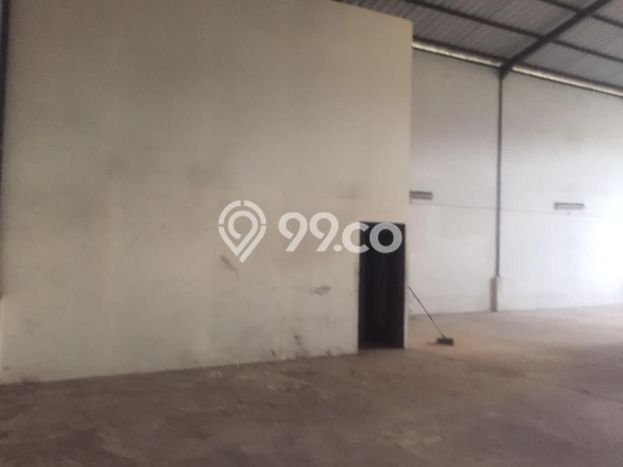 Gudang Kawasan Bizhub BSD luas parkiran dan dekat Gerbang Gudang Kawasan Bizhub BSD luas parkiran dan dekat Gerbang