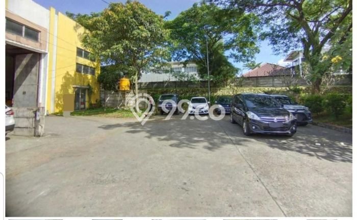 Gudang Kawasan Bizhub BSD luas parkiran dan dekat Gerbang Gudang Kawasan Bizhub BSD luas parkiran dan dekat Gerbang