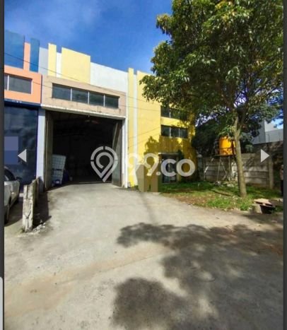 Gudang Kawasan Bizhub BSD luas parkiran dan dekat Gerbang Gudang Kawasan Bizhub BSD luas parkiran dan dekat Gerbang