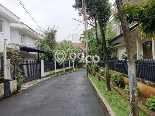 Kantor Dijual di Prime Area Jakarta Selatan Luas 800m2 Kantor Dijual di Prime Area Jakarta Selatan Luas 800m2