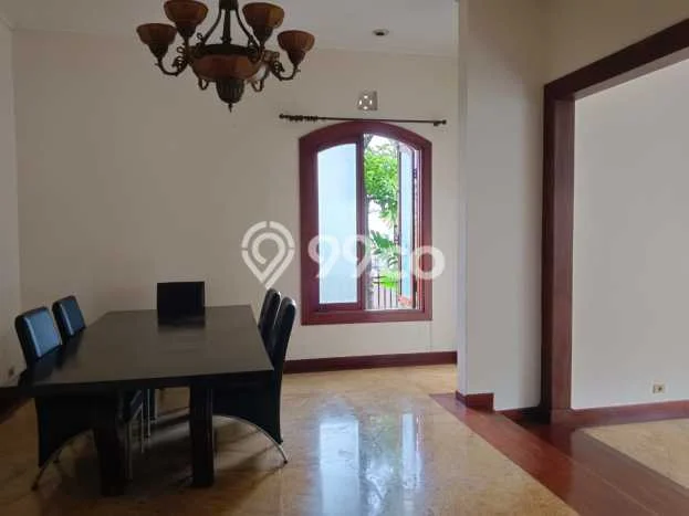 Kantor Dijual di Prime Area Jakarta Selatan Luas 800m2 Kantor Dijual di Prime Area Jakarta Selatan Luas 800m2