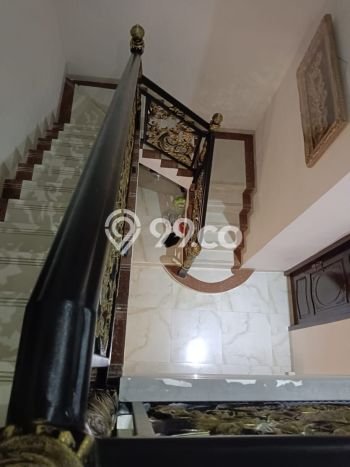 Dijual Rumah Luas Elegan Dengan View Cantik di Pondok Gede, Jakarta Timur Dijual Rumah Luas Elegan Dengan View Cantik di Pondok Gede, Jakarta Timur