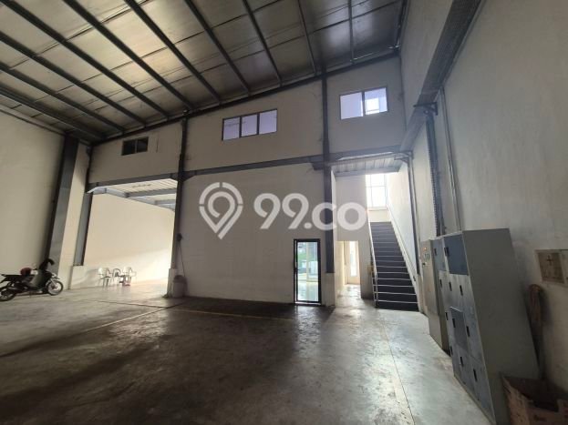 Unit Gudang Dijual di Bekasi LT 1200m2 & LB 1000m2 Unit Gudang Dijual di Bekasi LT 1200m2 & LB 1000m2