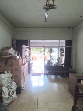 Ruko Dijual di Jakarta Pusat LT 137m2 & LB 279m2 Lokasi Terbaik! Ruko Dijual di Jakarta Pusat LT 137m2 & LB 279m2 Lokasi Terbaik!