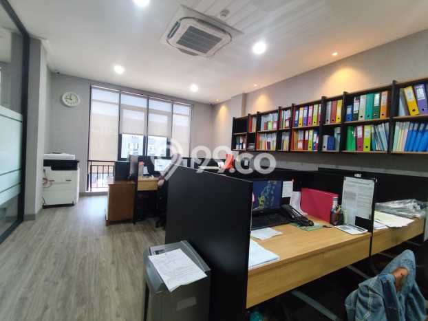Ruko Paling Dicari LB 540m2 Dijual di Kelapa Gading Ruko Paling Dicari LB 540m2 Dijual di Kelapa Gading