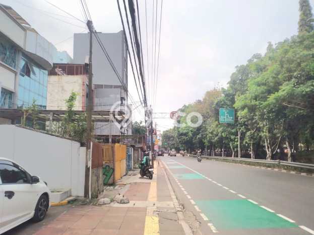 Ruko Dijual di Jakarta Pusat LT 137m2 & LB 279m2 Lokasi Terbaik! Ruko Dijual di Jakarta Pusat LT 137m2 & LB 279m2 Lokasi Terbaik!