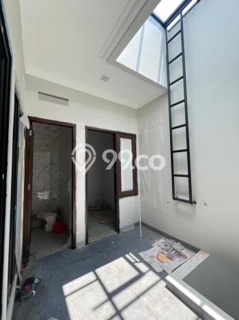Siap Huni Hunian Elit 4 Kamar di Cempaka Putih Dekat ke Mana Saja Siap Huni Hunian Elit 4 Kamar di Cempaka Putih Dekat ke Mana Saja
