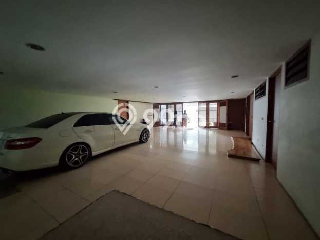 Hot Offer Hunian Mewah Ideal dan Luas di Kebayoran Baru, Jakarta Selatan Hot Offer Hunian Mewah Ideal dan Luas di Kebayoran Baru, Jakarta Selatan