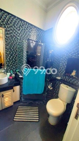 Rumah Luxury Modern Tanpa Renovasi di Pulomas Jakarta Timur Rumah Luxury Modern Tanpa Renovasi di Pulomas Jakarta Timur