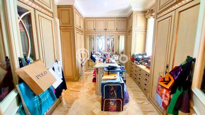 Rumah Luxury Modern Tanpa Renovasi di Pulomas Jakarta Timur Rumah Luxury Modern Tanpa Renovasi di Pulomas Jakarta Timur