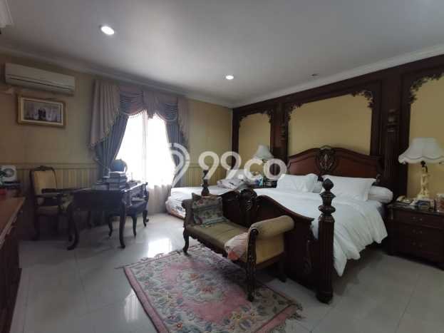 Siap Huni Rumah Mewah 5 Kamar di Kelapa Gading Dekat ke Mana Saja Siap Huni Rumah Mewah 5 Kamar di Kelapa Gading Dekat ke Mana Saja