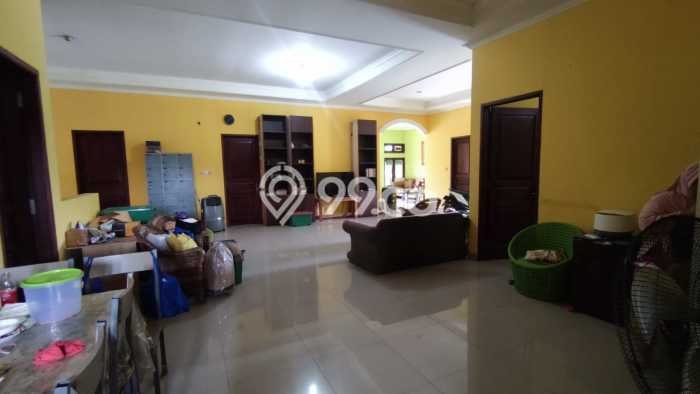 Siap Huni Hunian Elit 5 Kamar di Jatisampurna Dekat ke Mana Pun Siap Huni Hunian Elit 5 Kamar di Jatisampurna Dekat ke Mana Pun