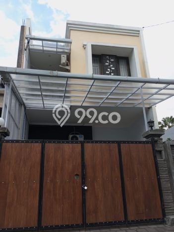Rumah 2 lantai dengan 3 kamar di Panjer Denpasar Selatan Rumah 2 lantai dengan 3 kamar di Panjer Denpasar Selatan