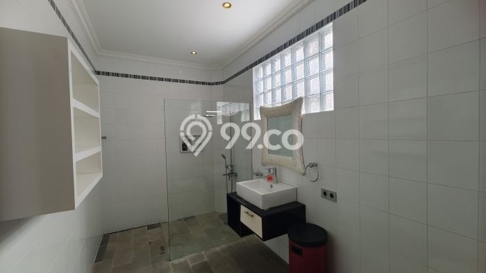 Vila Premium Kawasan Kuta Selatan, Luas 0m², Kawasan Nyaman, Tersedia Vila Premium Kawasan Kuta Selatan, Luas 0m², Kawasan Nyaman, Tersedia
