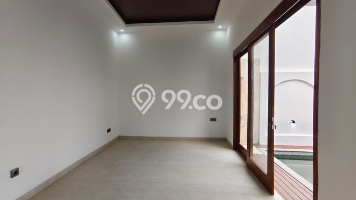 Miliki segera Vila Kawasan , Luas 129m2m², Akses ke transportasi Miliki segera Vila Kawasan , Luas 129m2m², Akses ke transportasi