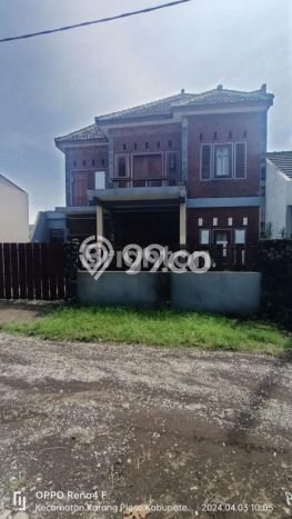 Dijual Rumah 5 Kamar Lokasi Ideal Nyaman dan Strategis di Karangploso Dijual Rumah 5 Kamar Lokasi Ideal Nyaman dan Strategis di Karangploso