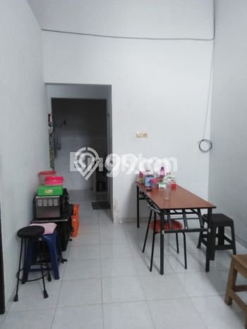 Rumah Luas Asri 2 KT Siap Pakai di Tidar Malang Rumah Luas Asri 2 KT Siap Pakai di Tidar Malang