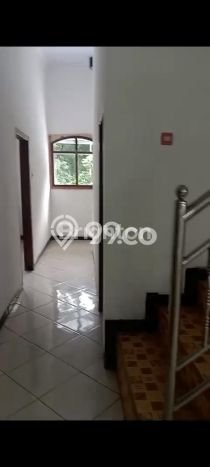 Dijual Hunian Rumah Nyaman 6 Kamar di Sumberpucung, Malang Dijual Hunian Rumah Nyaman 6 Kamar di Sumberpucung, Malang