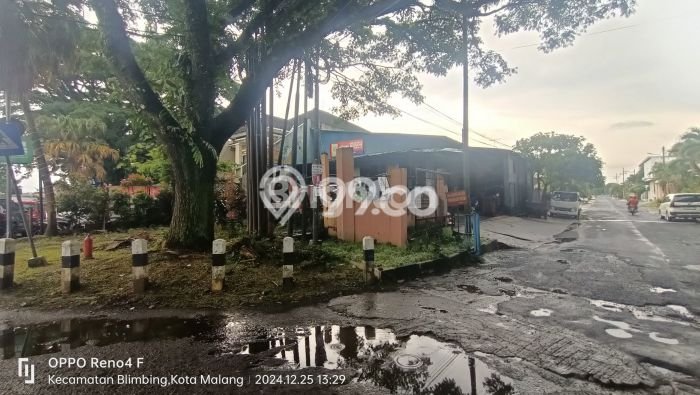Ruko Bagus Dijual LB 180m2 Lokasi Strategis Malang Area Cocok untuk Berbisnis Ruko Bagus Dijual LB 180m2 Lokasi Strategis Malang Area Cocok untuk Berbisnis