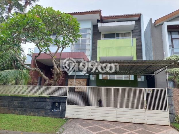 Rumah Luxury Modern Tanpa Renovasi di Araya Malang Rumah Luxury Modern Tanpa Renovasi di Araya Malang
