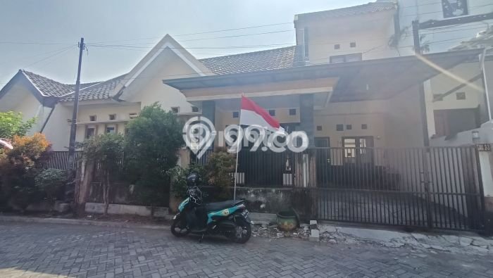 Rumah Luas Asri 4 KT Siap Pakai di Tunggulwulung Malang Rumah Luas Asri 4 KT Siap Pakai di Tunggulwulung Malang