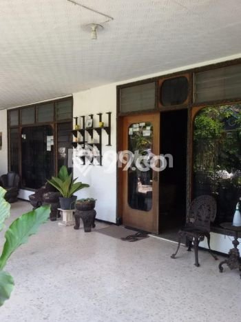 Rumah Mewah Dijual LT 822m2 di Klojen, Malang Rumah Mewah Dijual LT 822m2 di Klojen, Malang