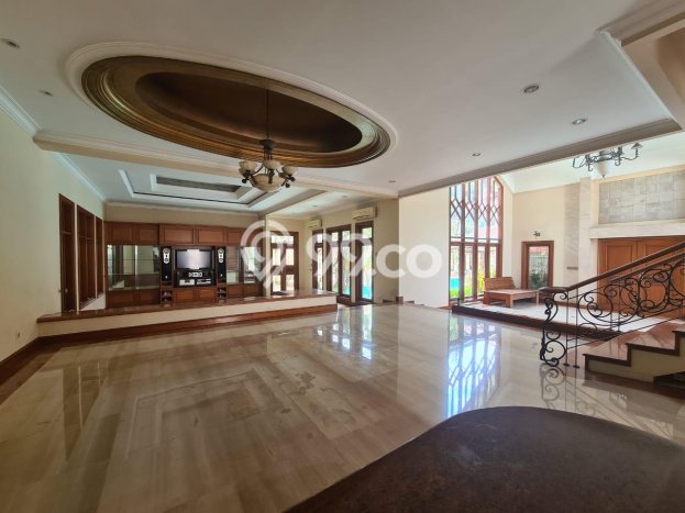 Ready to Use! Premium House LT 2600m2 Desain Elegan di Pondok Indah Ready to Use! Premium House LT 2600m2 Desain Elegan di Pondok Indah