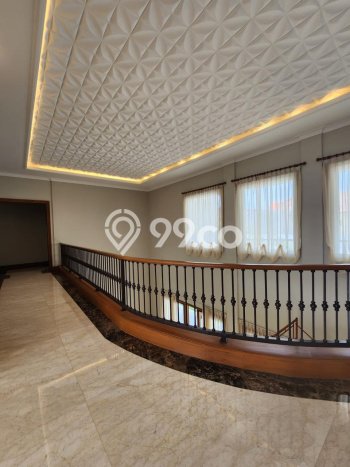 Dijual Rumah Mewah Elegan Dengan View Eksklusif di Kemang, Jakarta Selatan Dijual Rumah Mewah Elegan Dengan View Eksklusif di Kemang, Jakarta Selatan