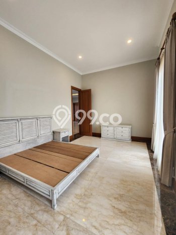 Dijual Rumah Mewah Elegan Dengan View Eksklusif di Kemang, Jakarta Selatan Dijual Rumah Mewah Elegan Dengan View Eksklusif di Kemang, Jakarta Selatan