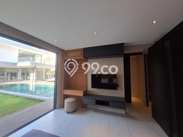 KESEMPATAN EMAS! Vila Kawasan , Ukuran 615m2m², Lokasi Elite dengan privasi terjamin KESEMPATAN EMAS! Vila Kawasan , Ukuran 615m2m², Lokasi Elite dengan privasi terjamin