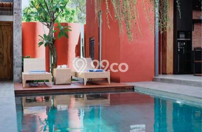 HARGA MENARIK! Vila di , Luas 305m2m², Lingkungan Tenang dan aman HARGA MENARIK! Vila di , Luas 305m2m², Lingkungan Tenang dan aman