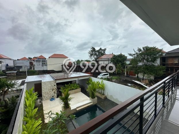 Vila di , Luas 330m2m², Area Nyaman Vila di , Luas 330m2m², Area Nyaman