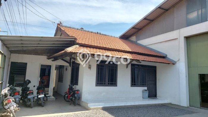 FOR SALE! Gudang di Mranggen Demak, LT 2370m2, LB 2300m2 FOR SALE! Gudang di Mranggen Demak, LT 2370m2, LB 2300m2
