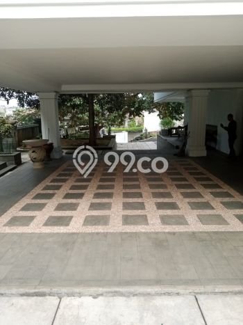 Rumah Luxury Modern Siap Huni di Setiabudi Bandung Rumah Luxury Modern Siap Huni di Setiabudi Bandung