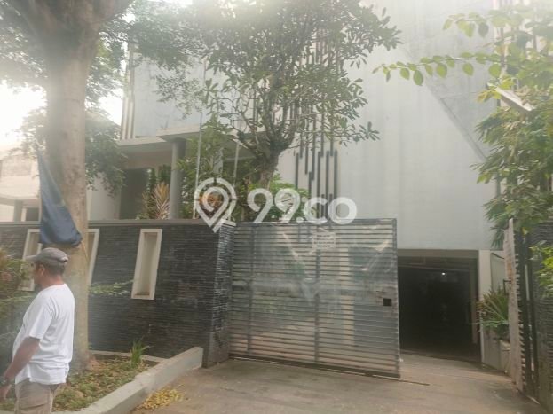 Dijual Rumah Luas Megah Dengan View Eksklusif di Tubagus Ismail, Bandung Dijual Rumah Luas Megah Dengan View Eksklusif di Tubagus Ismail, Bandung