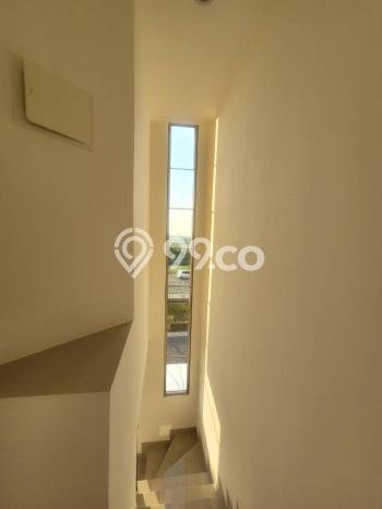 Disewakan! Rumah 3 Kamar Tidur &
3 Kamar Mandi di Pantai Indah Kapuk 2, Jakarta Utara Disewakan! Rumah 3 Kamar Tidur &
3 Kamar Mandi di Pantai Indah Kapuk 2, Jakarta Utara