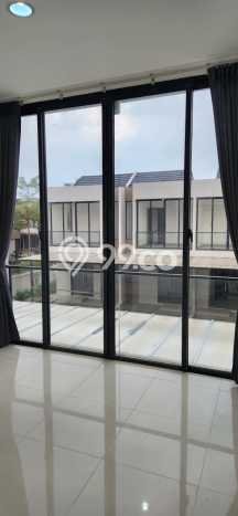 Rumah area , 2 KM, Area Asri, Luas 45m2m² Bangunan 63m2m² Rumah area , 2 KM, Area Asri, Luas 45m2m² Bangunan 63m2m²