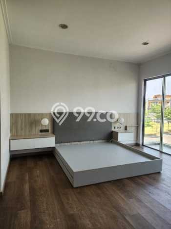 Rumah sewa siap huni 4 KT di Golf Island, Jakarta Utara Rumah sewa siap huni 4 KT di Golf Island, Jakarta Utara