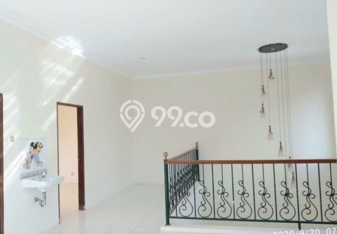 For Sale Rumah Mewah Exclusive di Rungkut, Surabaya For Sale Rumah Mewah Exclusive di Rungkut, Surabaya