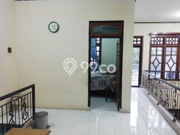 Rumah Modern 4 Kamar LT 105m2 di Kutisari Rumah Modern 4 Kamar LT 105m2 di Kutisari