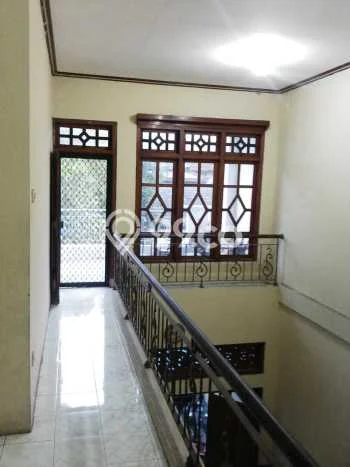 Rumah Modern 4 Kamar LT 105m2 di Kutisari Rumah Modern 4 Kamar LT 105m2 di Kutisari
