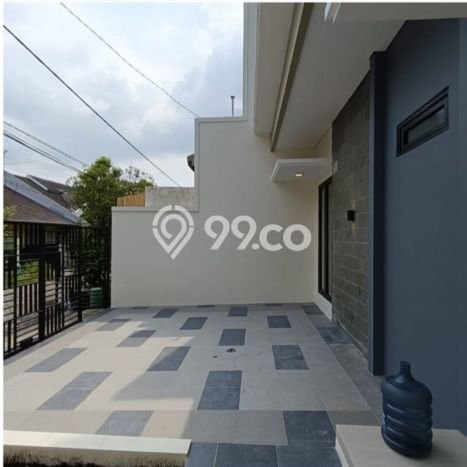 Dijual Rumah Luas Megah Dengan View Eksklusif di Manyar, Surabaya Dijual Rumah Luas Megah Dengan View Eksklusif di Manyar, Surabaya