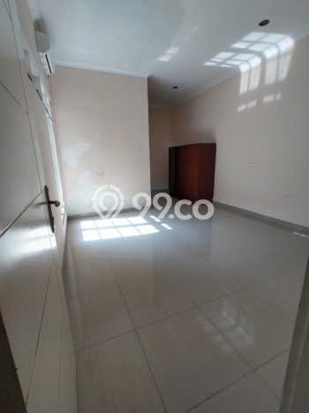 Jarang Ada! Rumah Sewa 3 Kamar Nyaman Siap Huni Pondok Tjandra Jarang Ada! Rumah Sewa 3 Kamar Nyaman Siap Huni Pondok Tjandra