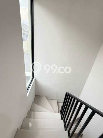 Rumah Strategis Minimalis Lb 90m2 di Gresik, Gresik Rumah Strategis Minimalis Lb 90m2 di Gresik, Gresik