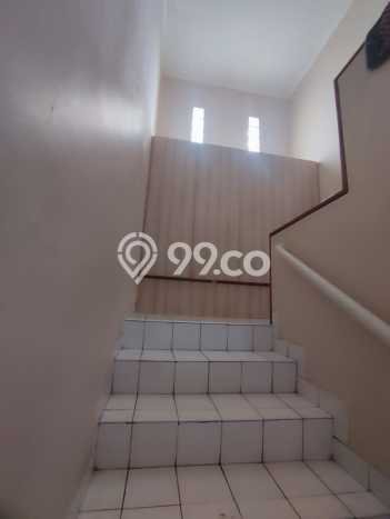 Rumah Elit Modern Tanpa Renovasi di Cinere Jakarta Selatan Rumah Elit Modern Tanpa Renovasi di Cinere Jakarta Selatan