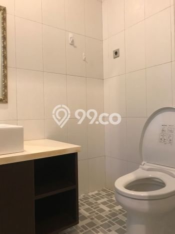 Ready to Use! Luxury House LT 155m2 Desain Modern di Pondok Indah Ready to Use! Luxury House LT 155m2 Desain Modern di Pondok Indah