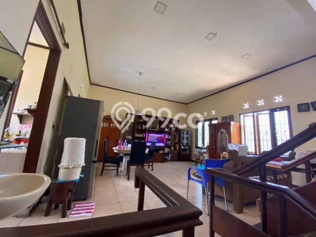 Rumah Mewah LB 237m2 Siap Huni Desain Elegan di Alam Sutera, Tangerang Rumah Mewah LB 237m2 Siap Huni Desain Elegan di Alam Sutera, Tangerang