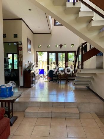 Rumah Mewah LB 237m2 Siap Huni Desain Elegan di Alam Sutera, Tangerang Rumah Mewah LB 237m2 Siap Huni Desain Elegan di Alam Sutera, Tangerang