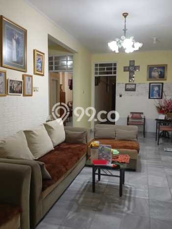 For Sale Hunian Rumah Nyaman 4 KT di Graha Raya, Tangerang Selatan For Sale Hunian Rumah Nyaman 4 KT di Graha Raya, Tangerang Selatan